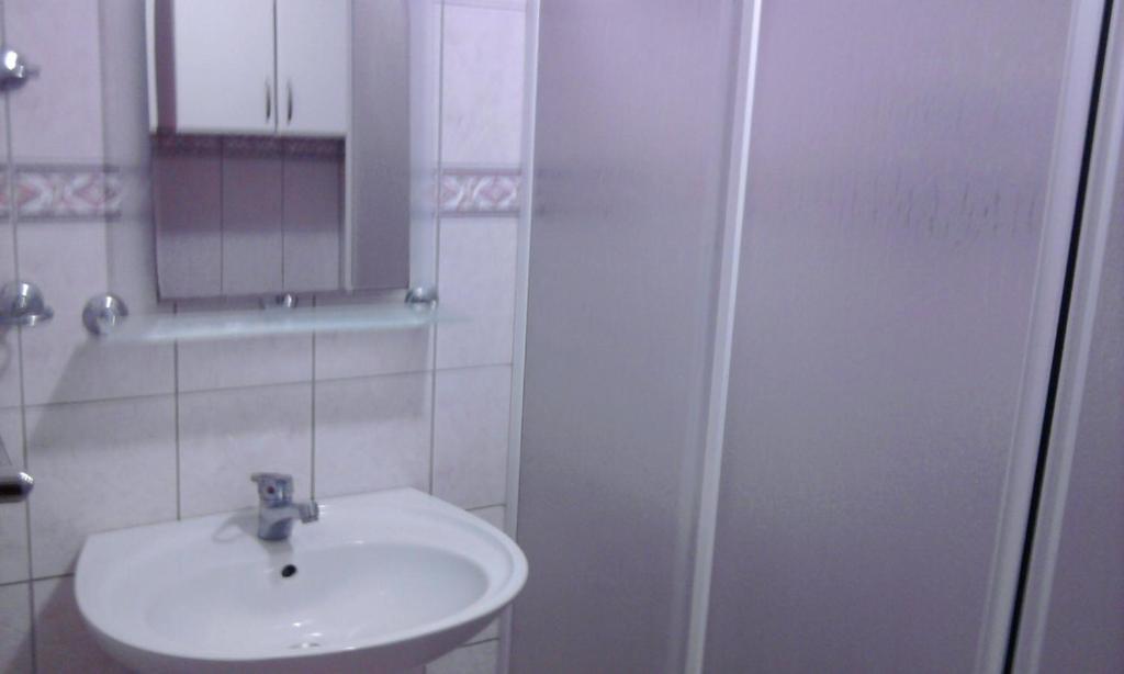 אבסלאר Yucesan Hotel חדר תמונה