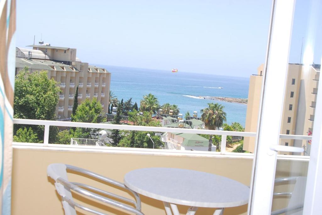 אבסלאר Yucesan Hotel חדר תמונה